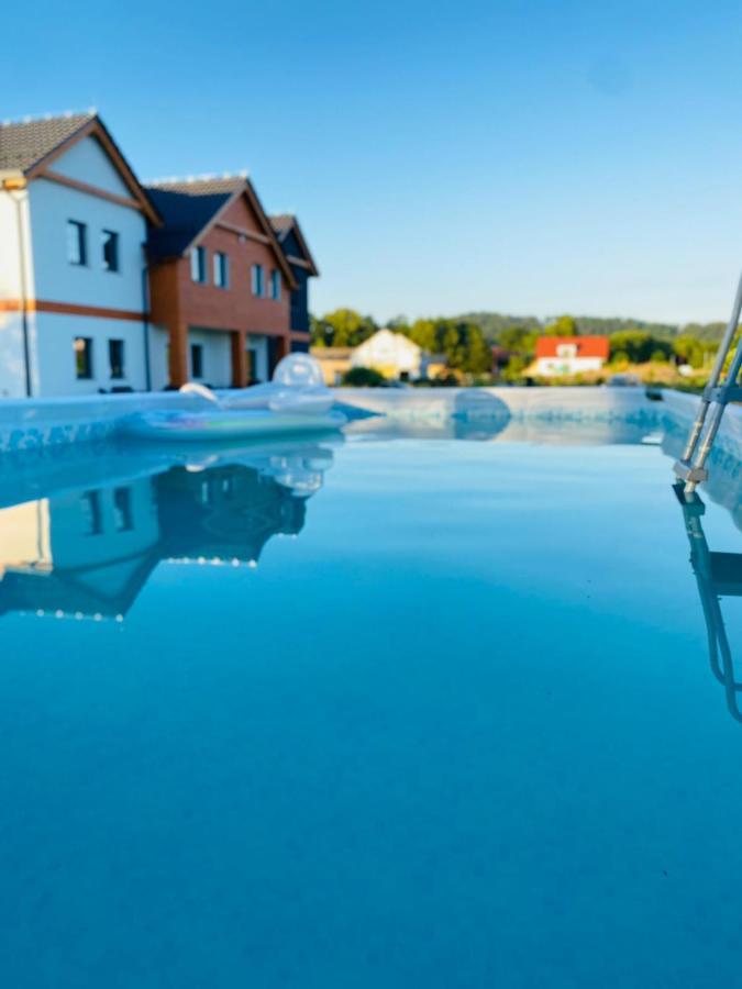 Wonder Home - Apartamenty Halo Karkonosze Z Ogrodem, Sezonowym Basenem, Placem Zabaw I Widokiem Na Sniezke - Zlokalizowane Blisko Karpacza Мислаковіце Екстер'єр фото