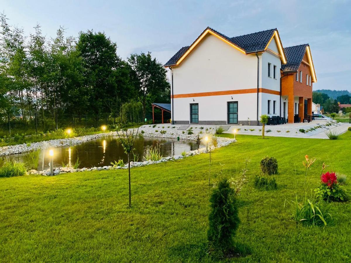 Wonder Home - Apartamenty Halo Karkonosze Z Ogrodem, Sezonowym Basenem, Placem Zabaw I Widokiem Na Sniezke - Zlokalizowane Blisko Karpacza Мислаковіце Екстер'єр фото