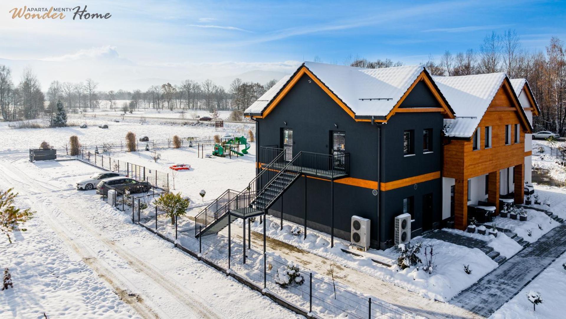 Wonder Home - Apartamenty Halo Karkonosze Z Ogrodem, Sezonowym Basenem, Placem Zabaw I Widokiem Na Sniezke - Zlokalizowane Blisko Karpacza Мислаковіце Екстер'єр фото